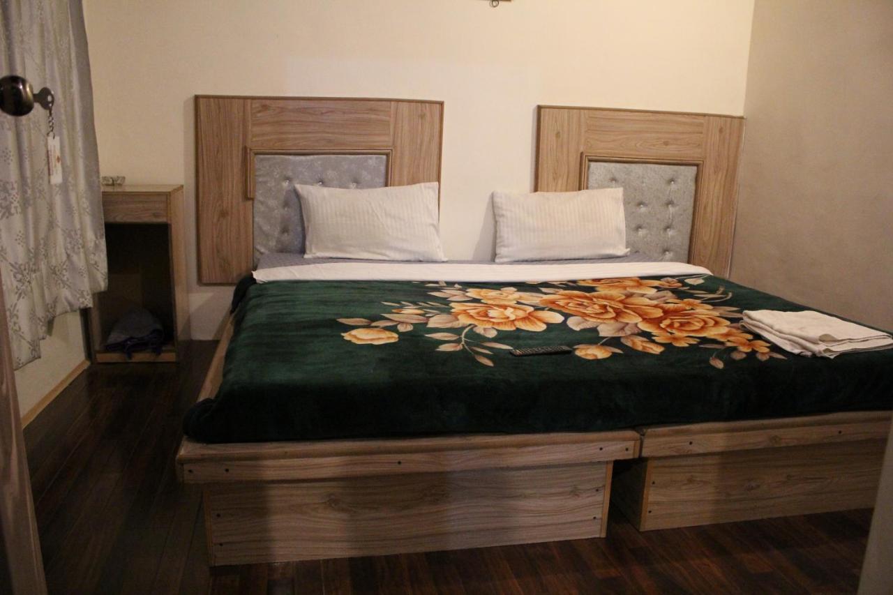 Baltit Heritage Inn Karimabad  Exterior foto